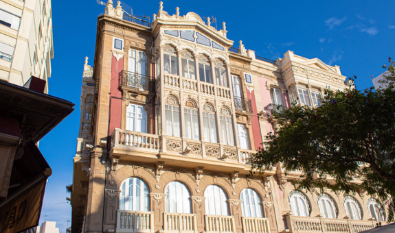 Salida de campo: Itinerario urbano: la arquitectura señorial y burguesa de Almería